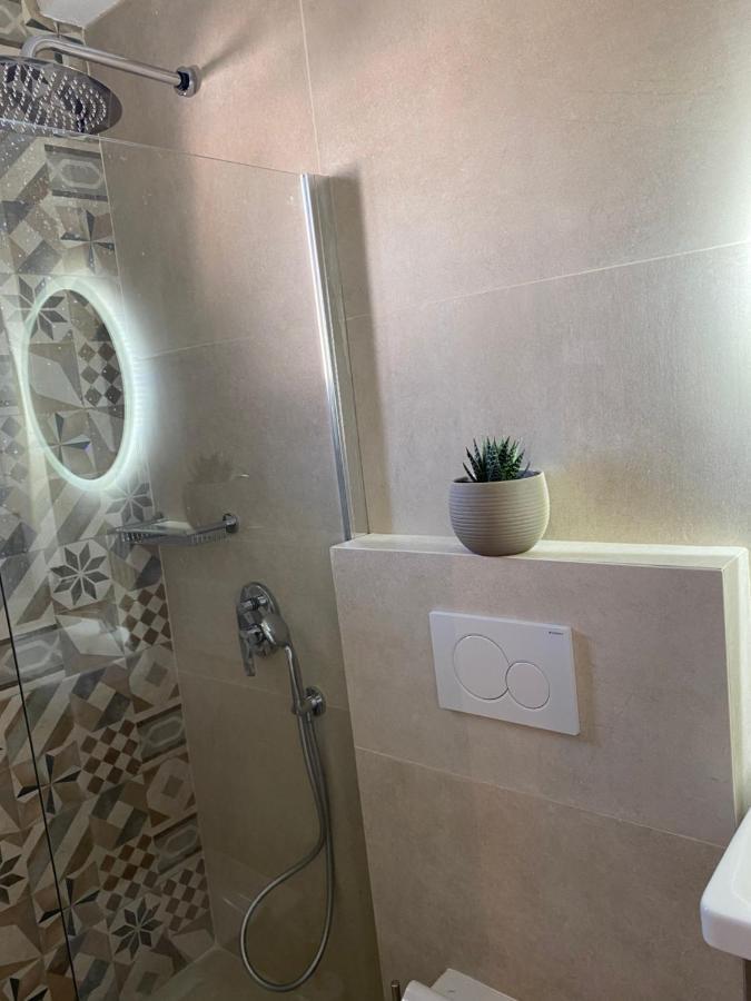 פארגה Libera Private Rooms מראה חיצוני תמונה
